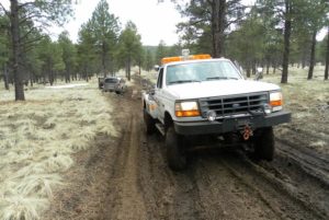 AM-PM-Towing-flagstaff-winching-service